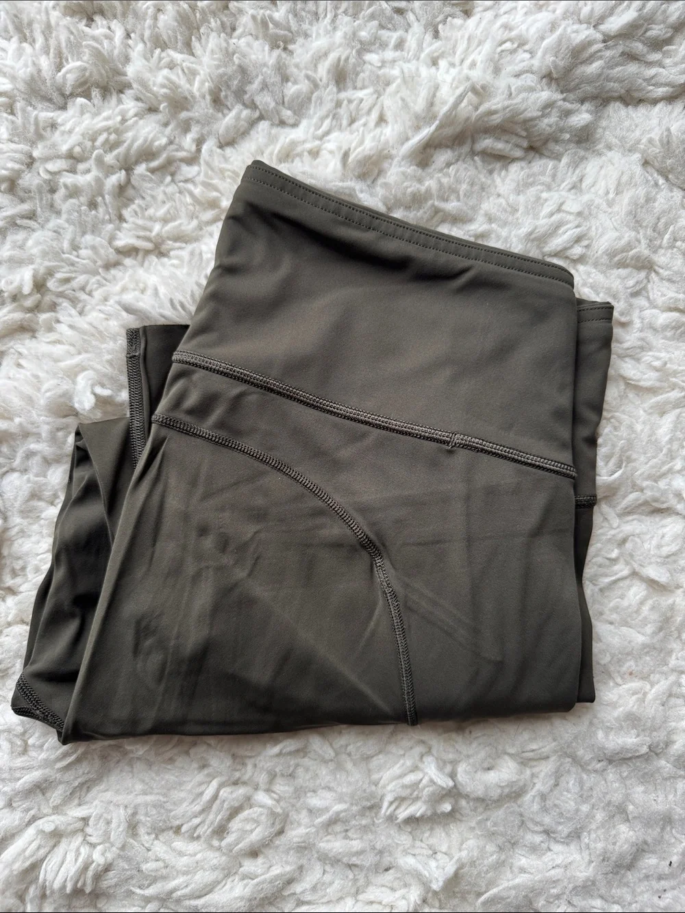 Lululemon Wunder Under Crops